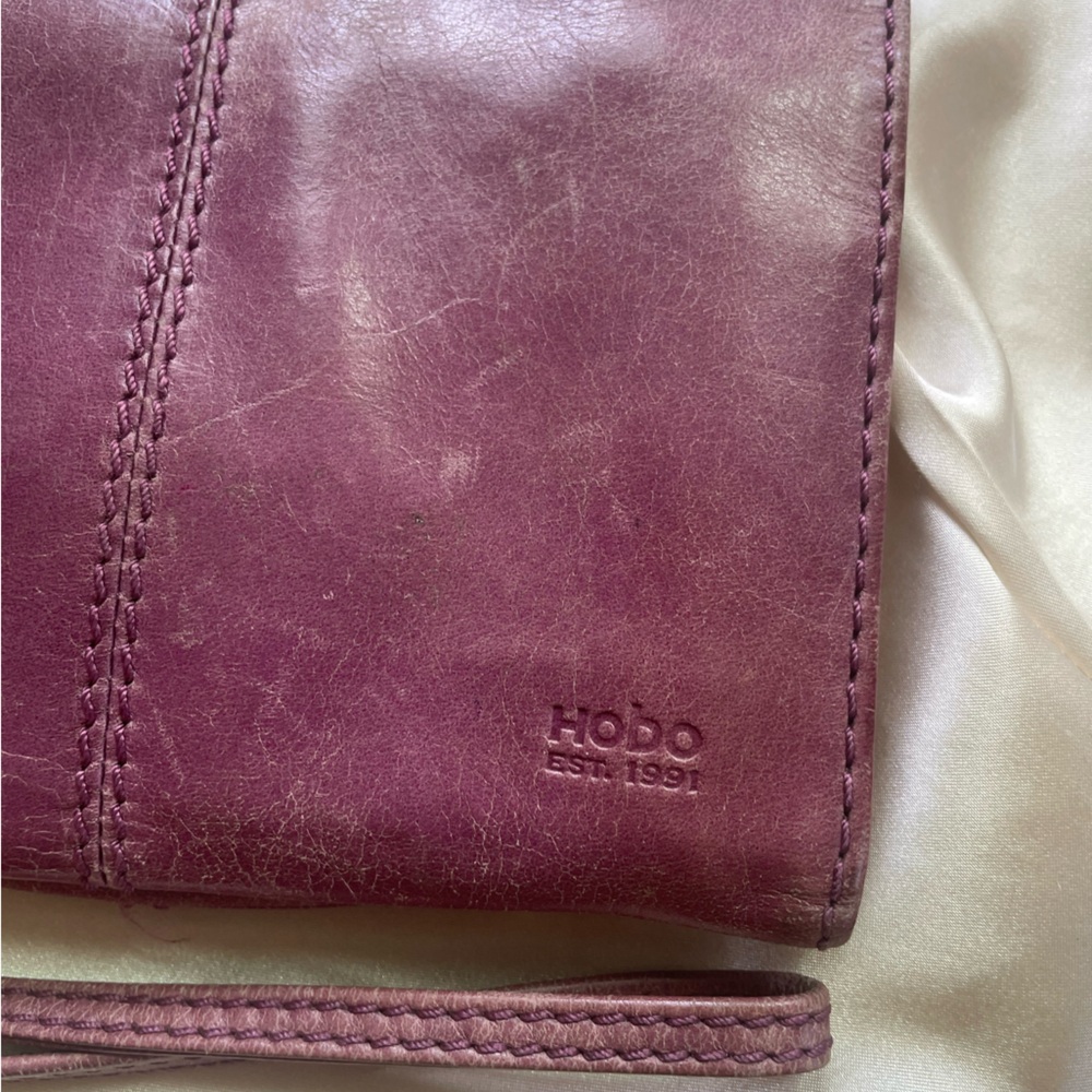 Hobo International Distressed Purple Crossbody Wallet - Picture 5 of 8